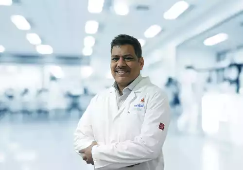 Dr Naveen M Nayak